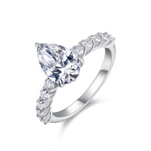 Moonlight Water Drop - A Fashionable Diamond Jewelry Piece Set With Moissanite S925 Sterling Silver And Platinum Diamond Ring